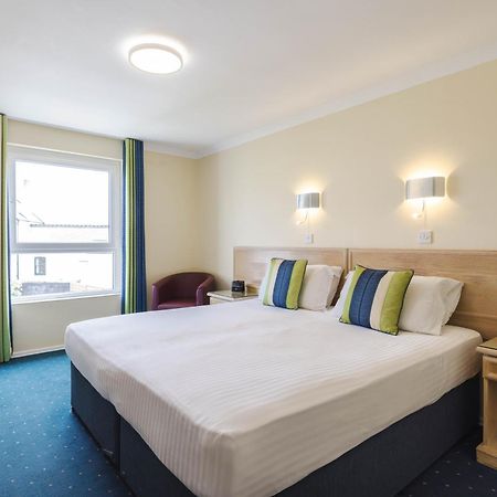 Beausite Hotel Grouville Экстерьер фото