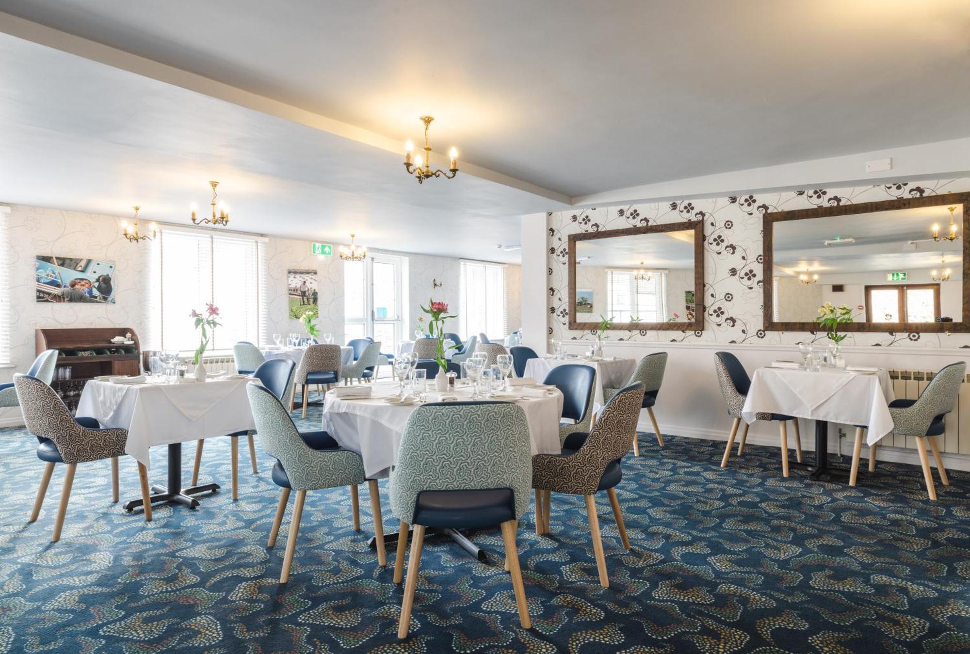 Beausite Hotel Grouville Экстерьер фото