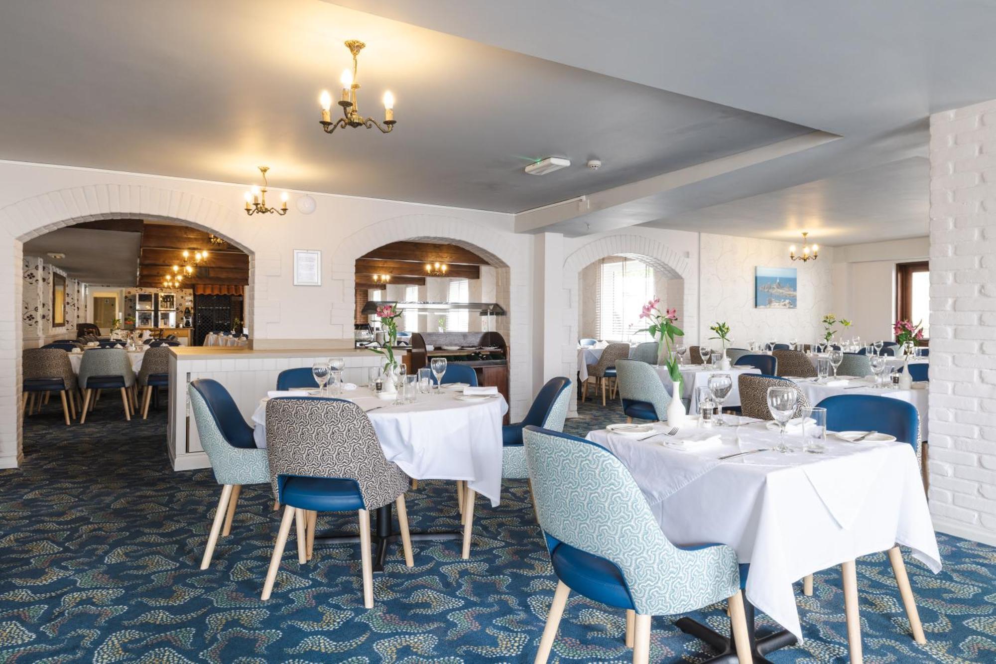 Beausite Hotel Grouville Экстерьер фото