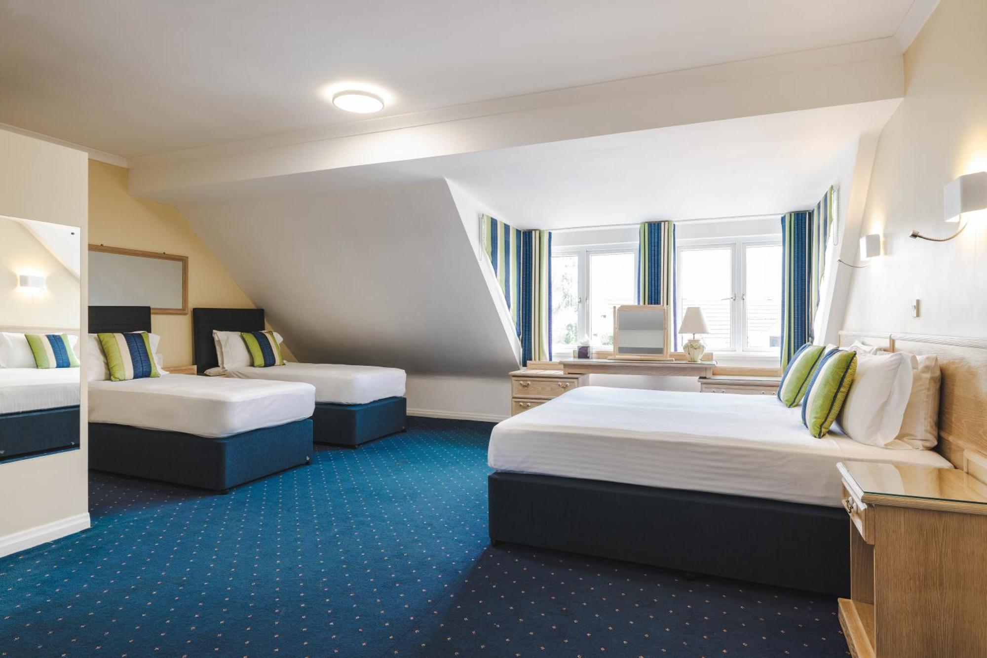Beausite Hotel Grouville Экстерьер фото