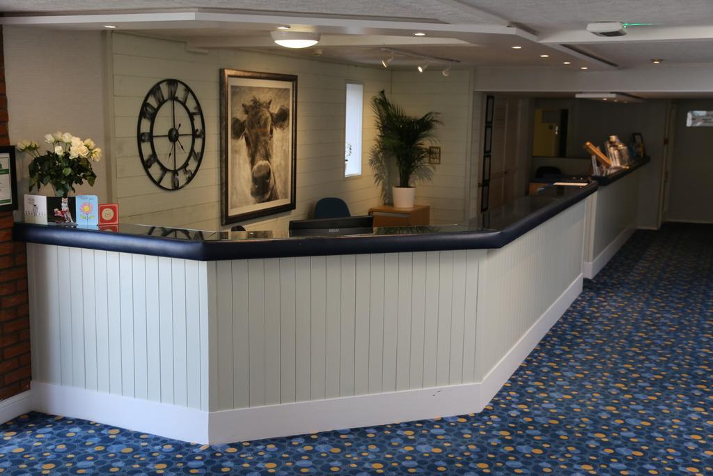 Beausite Hotel Grouville Экстерьер фото